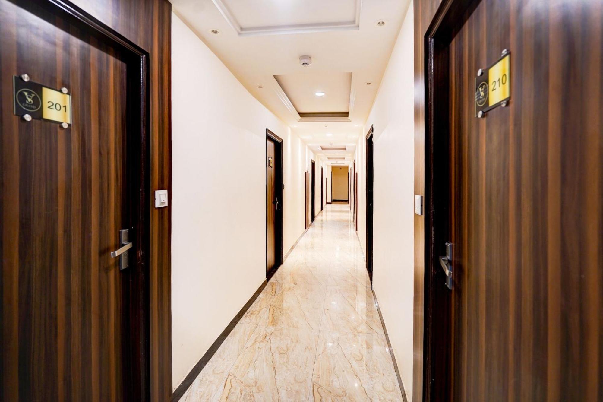 瓦拉纳西 Townhouse Ram Katora Near Vishwanath Temple Formerly Sv Grand酒店 外观 照片